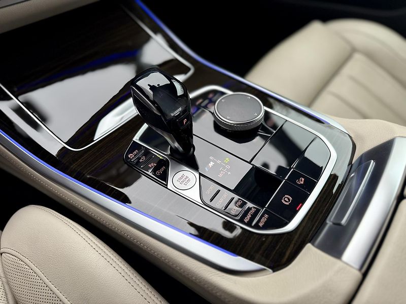 BMW X5 (2019) BMW X5 m50d  - fotka 16 z 25