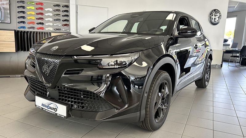 Alfa Romeo Junior 1.2T 145k Ibrida  - fotografie inzerátu
