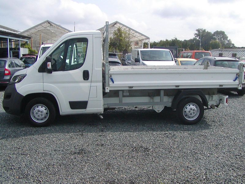 Peugeot Boxer (2015) 2.2 HDi,SKLOPKA, VÝB.STAV!! - fotka 2 z 74