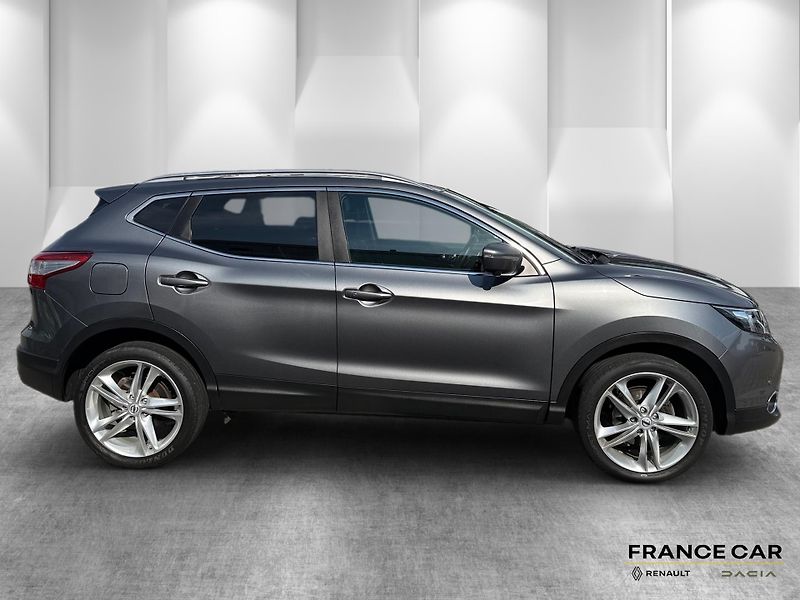 Nissan Qashqai (2015) 1,6 DiG-T 120 kW N-Connecta - fotka 4 z 25