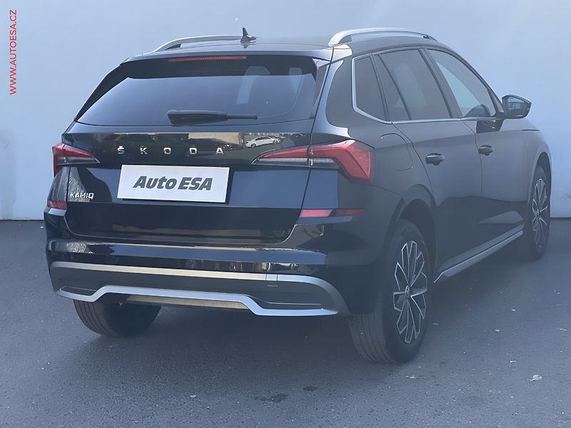 Škoda Kamiq (2021) 1.5 TSi, 1.maj,ČR, Style - fotka 4 z 19