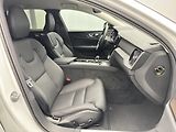 Volvo V60 B4 DARK PLUS AUT CZ 1.maj - náhled 24