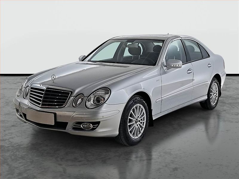 Mercedes-Benz Třídy E (2007) E 200 Kompressor, Automat - fotka 2 z 20