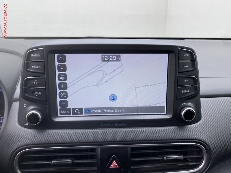 Hyundai Kona (2020) 1.6 CRDi, AT, navi, kamera - fotka 18 z 19