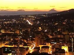 Lamezia Terme omývá Tyrhénské moře.