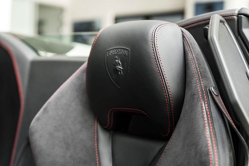 Lamborghini Huracán LP 610-4 Spyder Lift/Kamera/Se - fotka 20 z 27