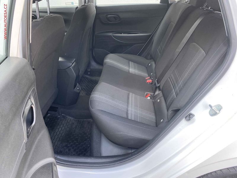 Hyundai i20 (2023) 1.0 T-GDi, 2.maj,ČR, Smart - fotka 10 z 20