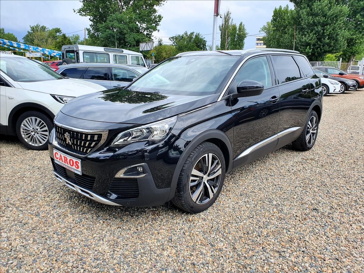 Peugeot 5008 1,5 Již není k dispozici