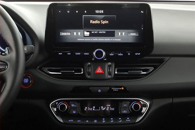 Hyundai i30 (2025) 1.5 T-GDI MHEV 48V, N-Line - fotka 9 z 17