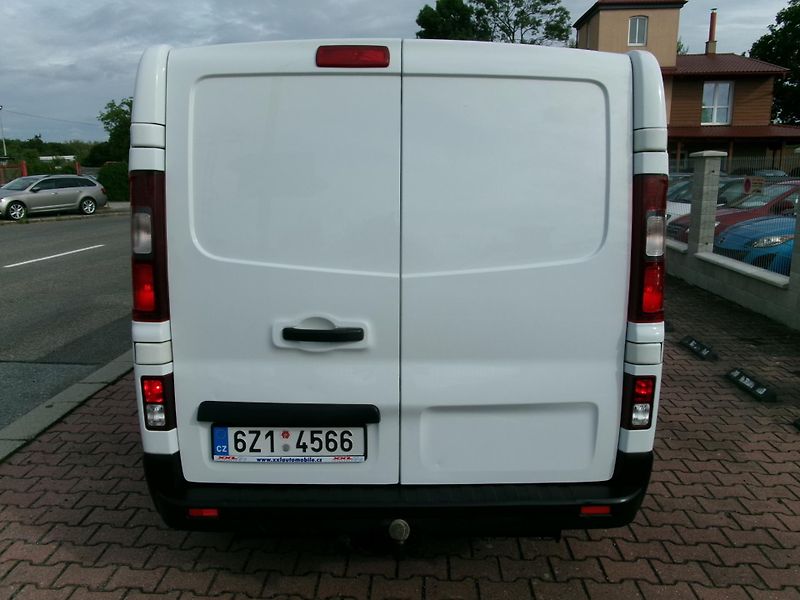 Renault Trafic (2017) 1,6dCi KLIMA TAŽNÉ 1.MAJ - fotka 6 z 26