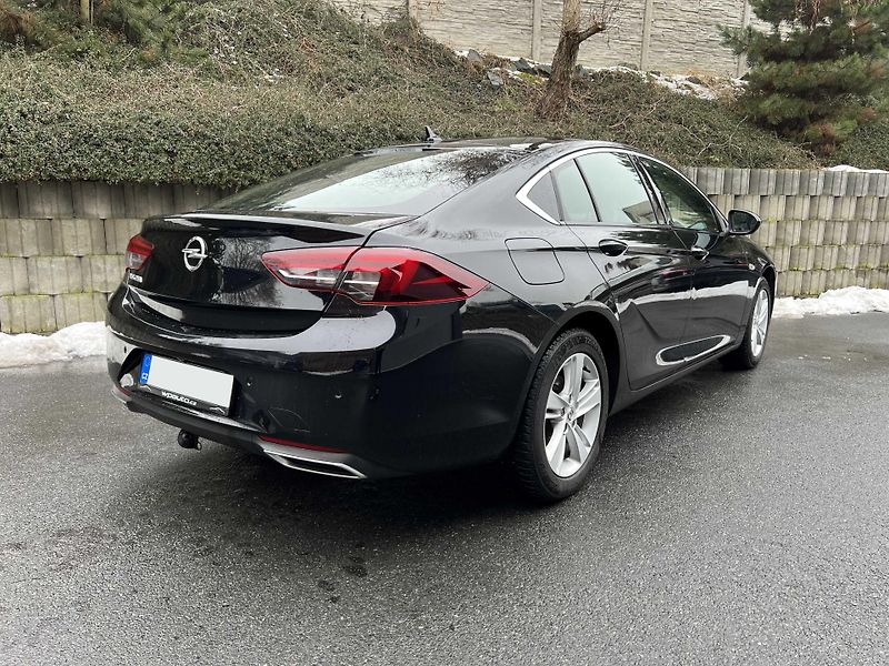 Opel Insignia Grand Sport 2.0 CDTi 128kW DPH - fotka 5 z 17