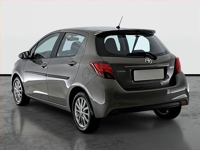 Toyota Yaris (2017) 1.33 Dual VVT-i, Automat - fotka 4 z 17