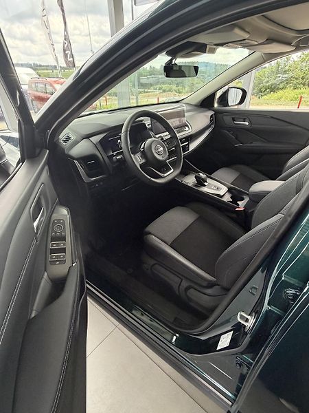 Nissan Qashqai (2026) N-Connecta 158k,AT,CCS karta!! - fotka 4 z 16