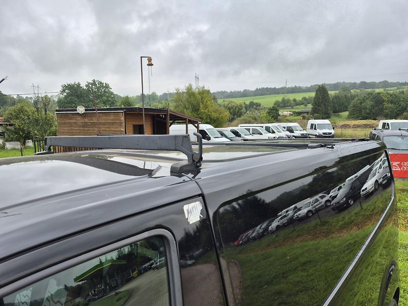 Ford Transit Custom (2015) 2.2 Tdci Long 114Kw  - fotka 15 z 24