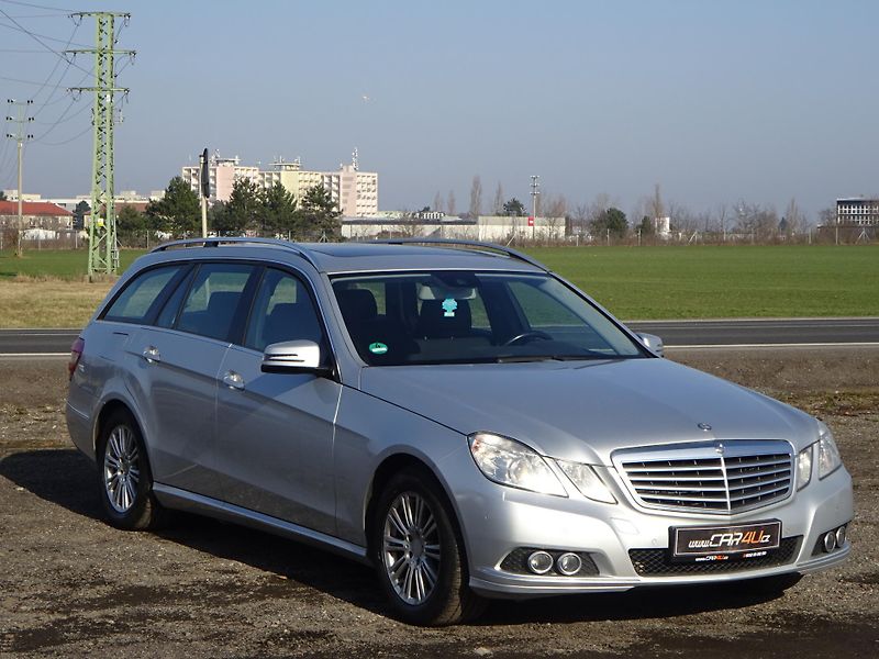 Mercedes-Benz Třídy E 220 CDI 125kW ELEGANCE - fotka 2 z 25