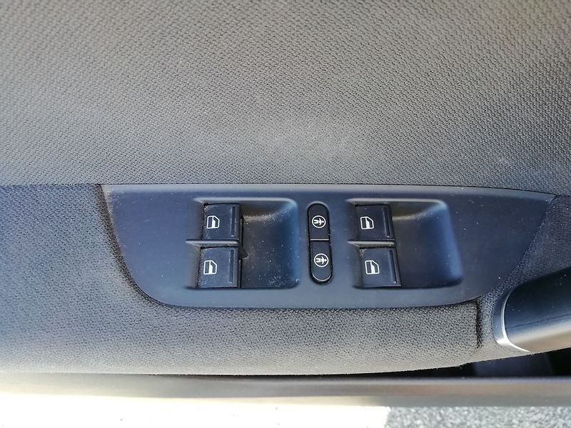 Volkswagen Touareg 3.0 TDI 193 kW 4motion - fotka 16 z 20