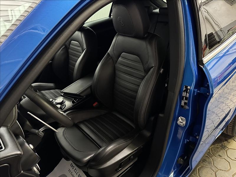 Alfa Romeo Stelvio 206kW Q4 VELOCE 2XALU - fotka 30 z 43