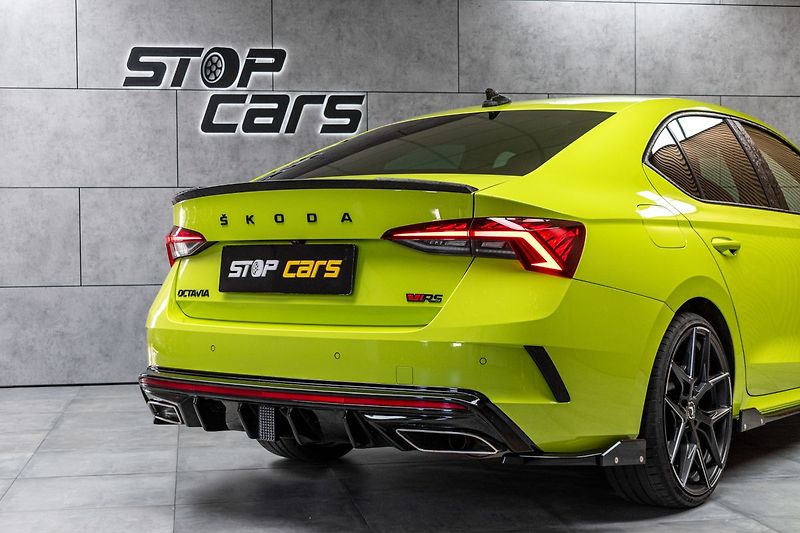 Škoda Octavia RS 2.0 TSI 225kW 2xKOLA*DPH*ČR - fotka 32 z 44