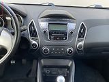 Hyundai ix35 (2013) 1.6 GDi, AC, TZ - náhled 12