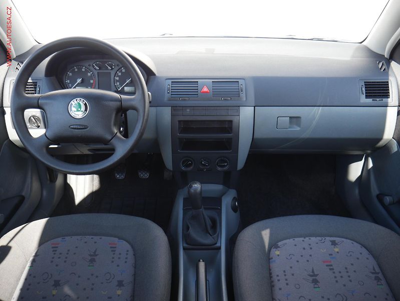 Škoda Fabia (2003) 1.2 HTP, ČR, STK2/28 - fotka 8 z 12