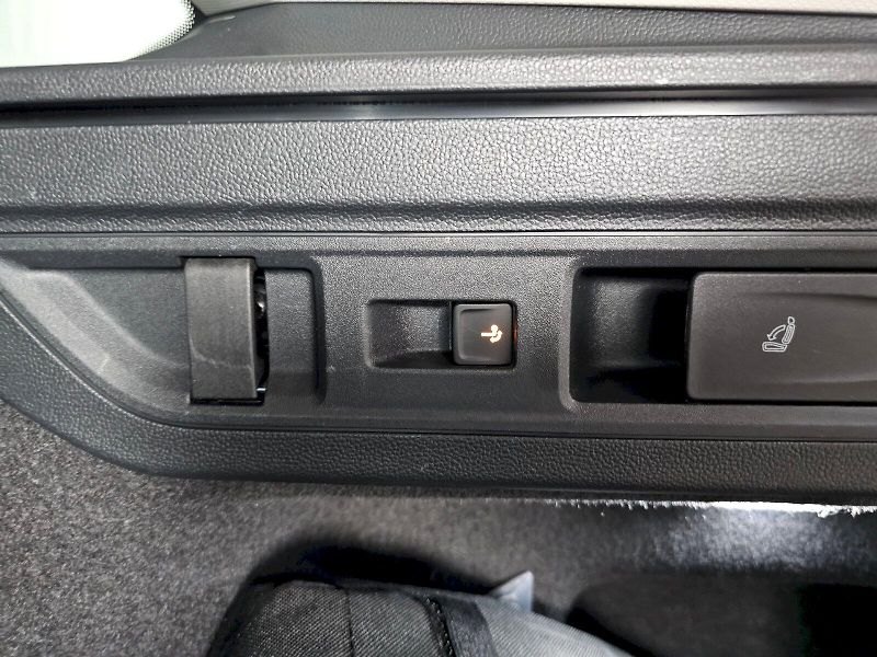 Škoda Superb (2025) COMBI 1.5TSi SELECTION CITY TA - fotka 30 z 34