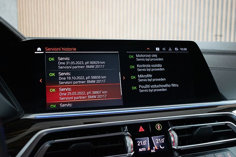 BMW X5 xDrive30d ///M*TAŽNÉ*LASER*ČR* - fotka 32 z 52