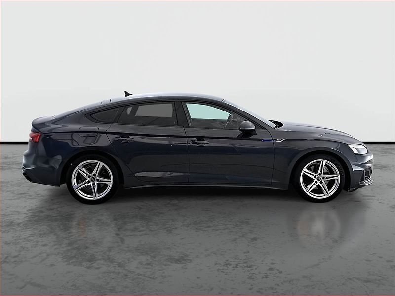 Audi A5 (2021) S-Line 35 TDI - fotka 6 z 28
