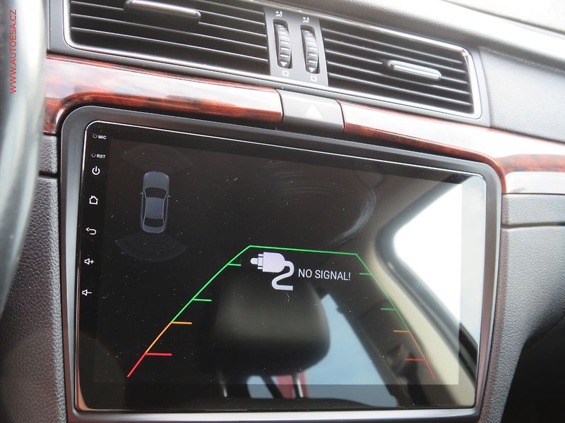 Škoda Superb (2011) 3.6 V6 4x4, ČR, Exclusive - fotka 21 z 28