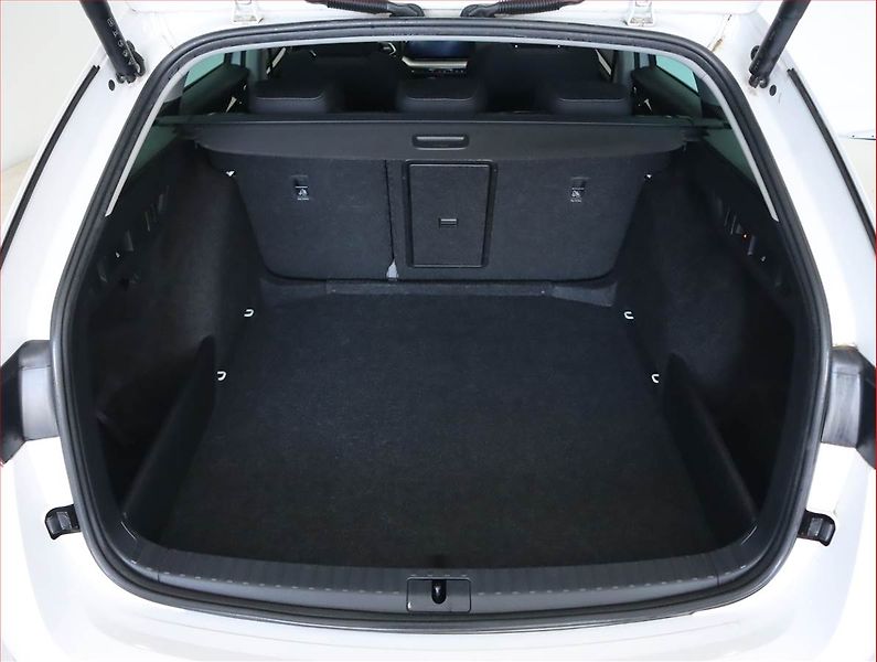 Škoda Octavia (2022) Clever 2.0 TDI, 4X4, Automat - fotka 14 z 27