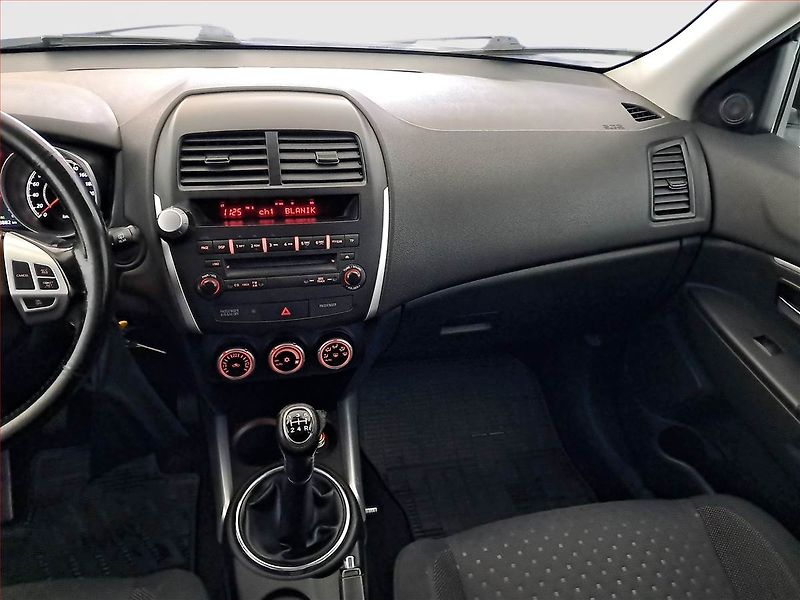 Mitsubishi ASX (2010) 1.6 MIVEC, Tempomat - fotka 8 z 15