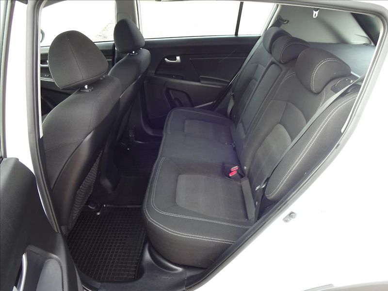 Kia Sportage 1,6GDi  Active Plus - fotka 20 z 46