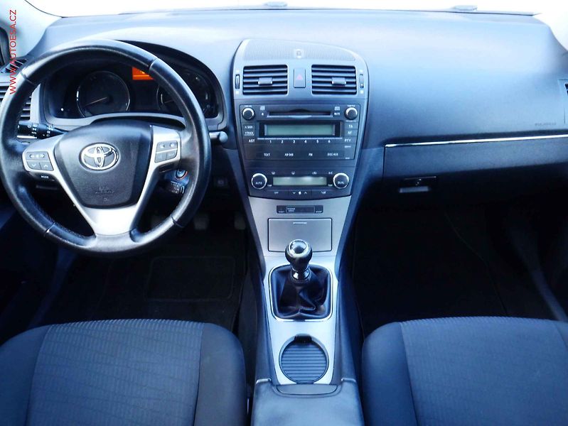 Toyota Avensis (2009) 2.0 D-4D, AC, temp - fotka 8 z 19