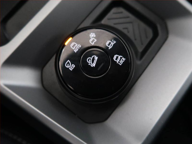 Dacia Bigster (2026) Hybrid-G 4x4 - fotka 16 z 17