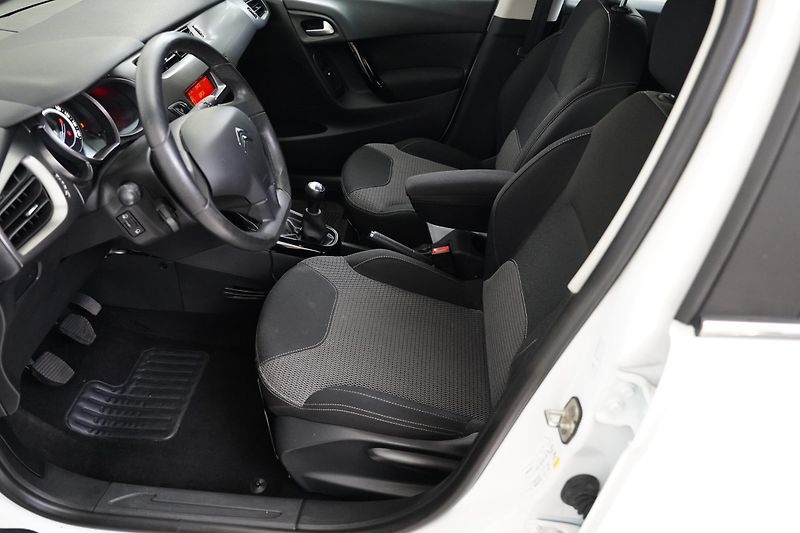 Citroën C3 - fotka 11 z 25