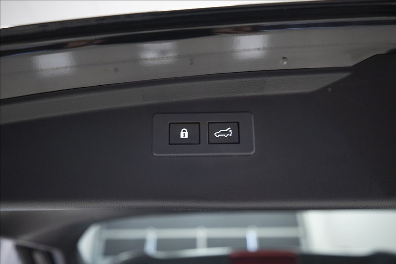Subaru Outback 2,5 i AT AWD NAVI KAMERA TAŽNÉ - fotka 42 z 45