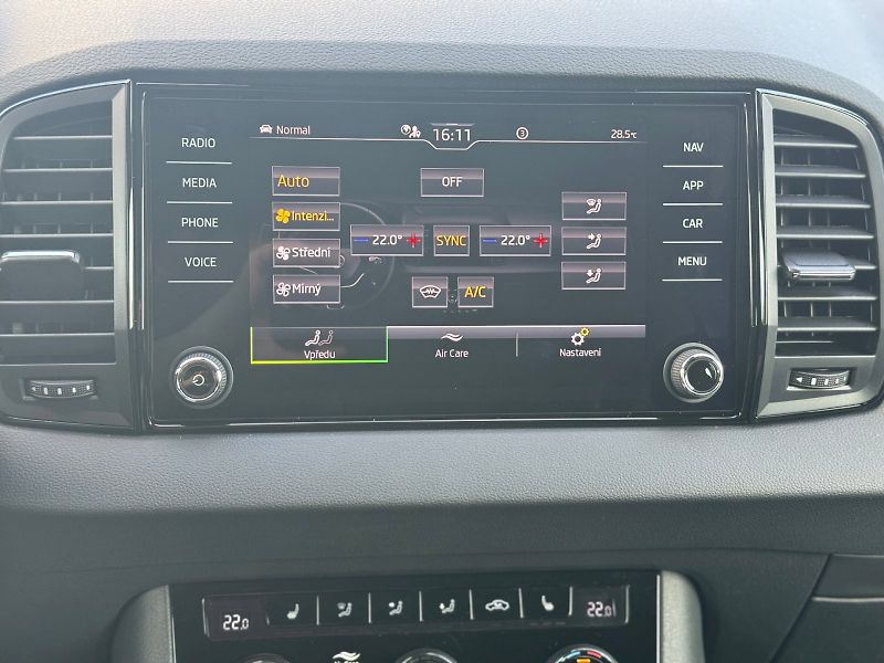 Škoda Karoq (2026) Sportline 1.5 TSI 110 kW DSG - fotka 22 z 32