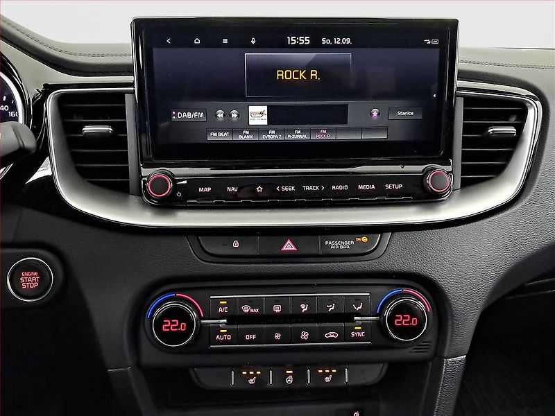Kia XCeed (2024) 1.5 T-GDI - fotka 12 z 19