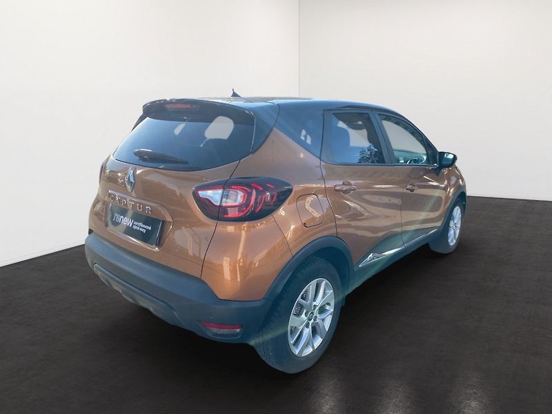 Renault Captur (2019) Limited TCe 130 - fotka 5 z 27