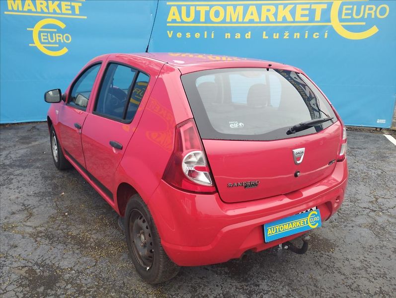 Dacia Sandero 1,4 MPi 55KW - fotka 6 z 12