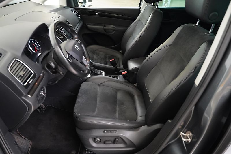 Seat Alhambra - fotka 11 z 30