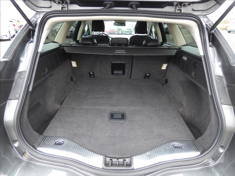 Ford Mondeo 2,0 EcoBlue,140kW,Navi,Keyless - fotka 11 z 58