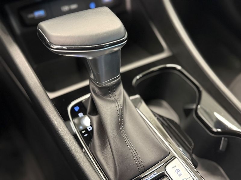 Hyundai Tucson 1,6 T-GDI SMART NAVI ALU18 - fotka 14 z 21