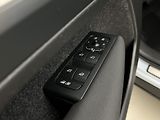 Volvo XC40 B3 DARK PLUS AUT CZ  - náhled 40