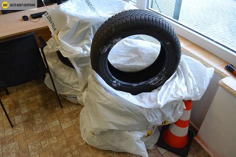 Hyundai i30 WG 1,5I MT SMART FL NAVI - fotka 45 z 45