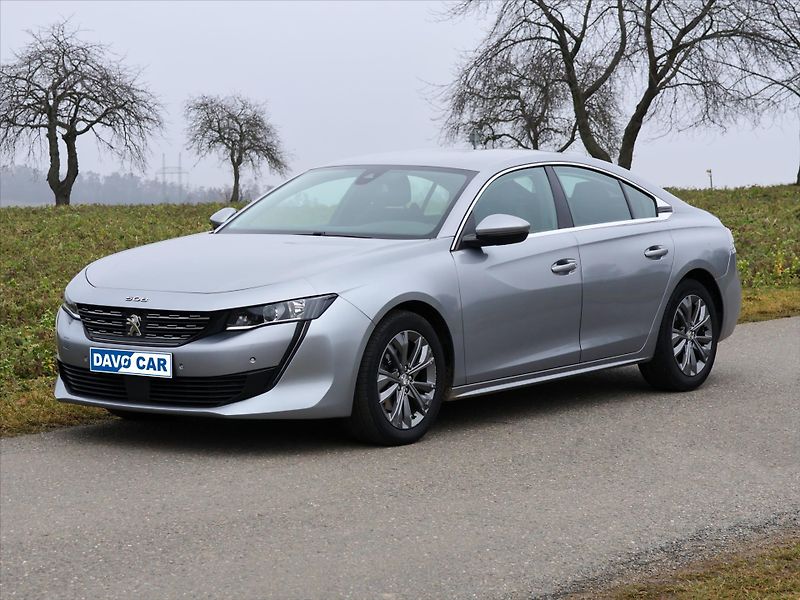 Peugeot 508 1,6 PureTech 133KW GTLINE - fotka 3 z 39