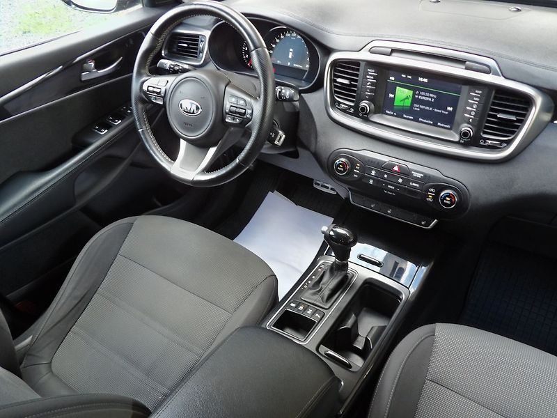 Kia Sorento 2.2CRDi Comfort Tažné ČR DPH - fotka 7 z 31