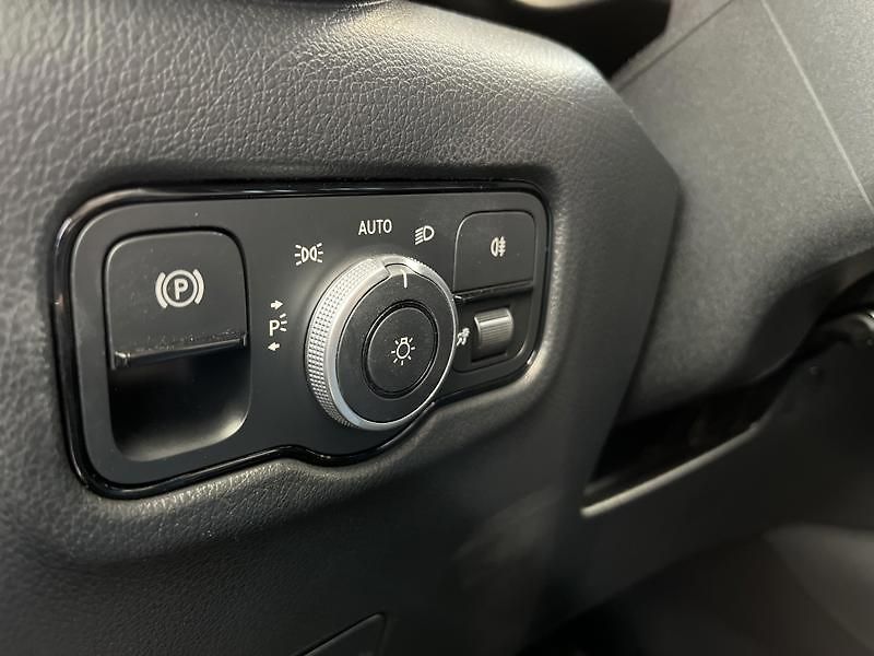 Mercedes-Benz Vito 119 CDI 4x4 Tourer SELECT - fotka 12 z 23