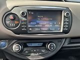 Toyota Yaris Selection Smart 1,5 Hev - náhled 17