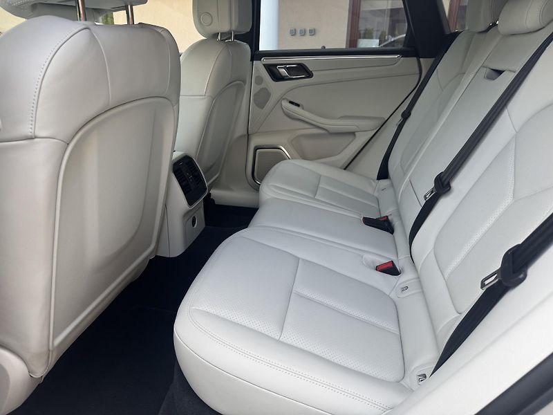 Porsche Macan (2023) S V6 MAX VÝBAVA 1.majitel PPF  - fotka 18 z 20