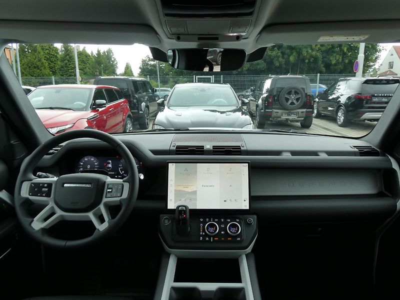 Land Rover Defender 110 S D200 - fotka 17 z 32